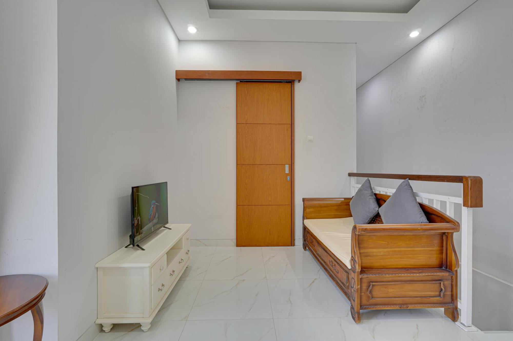Sedana Villa *